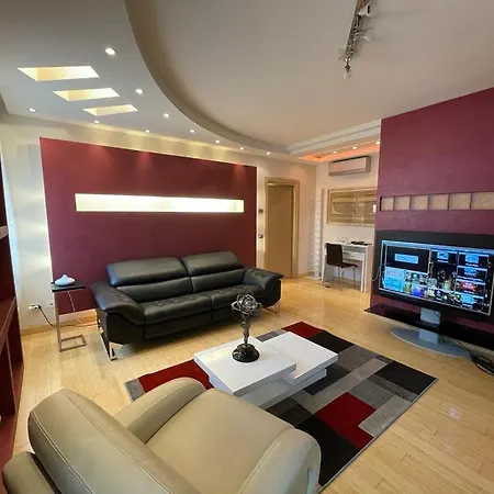 Chabi Flat * Verona
